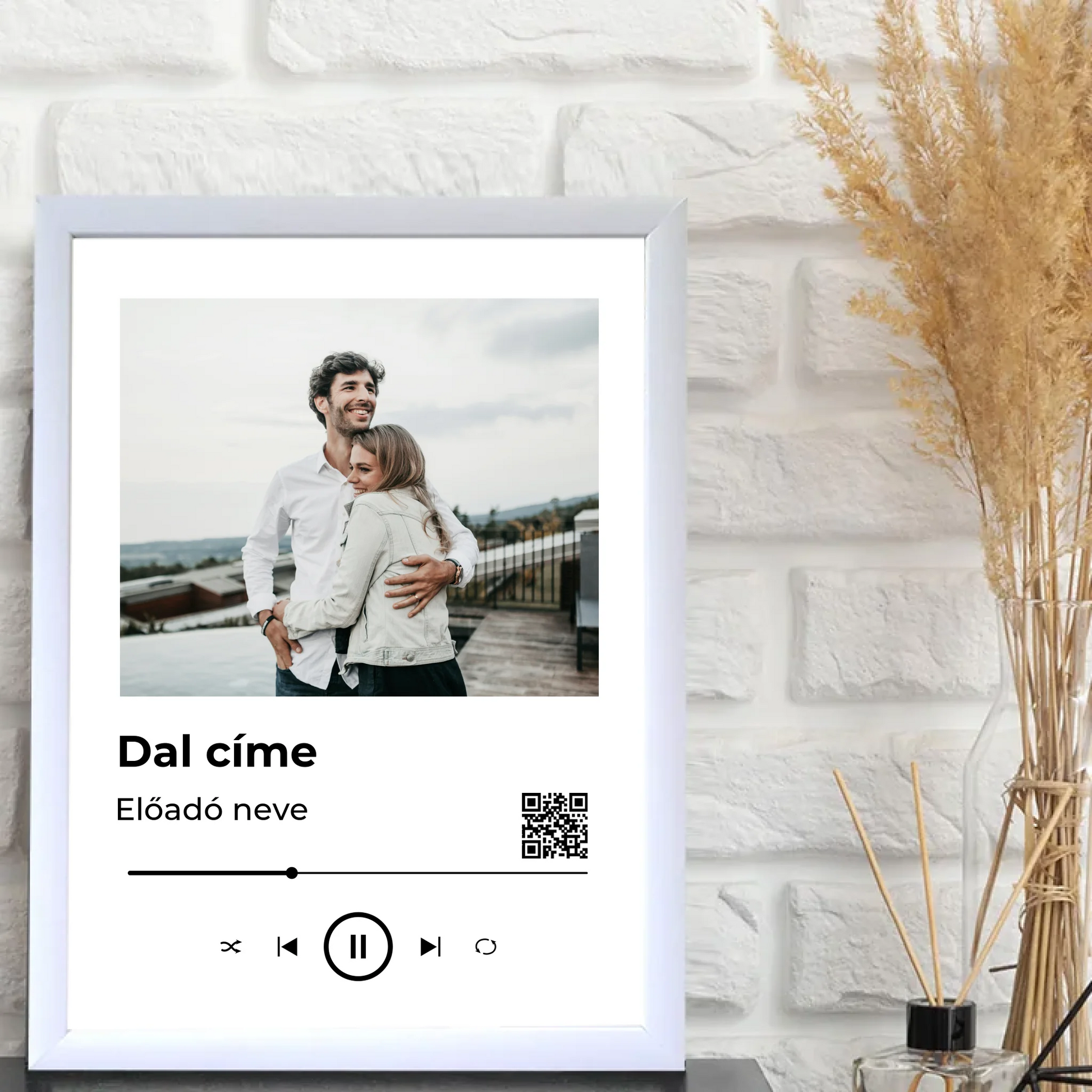 1-egyedi-ajandekok-frame-mockup-feher