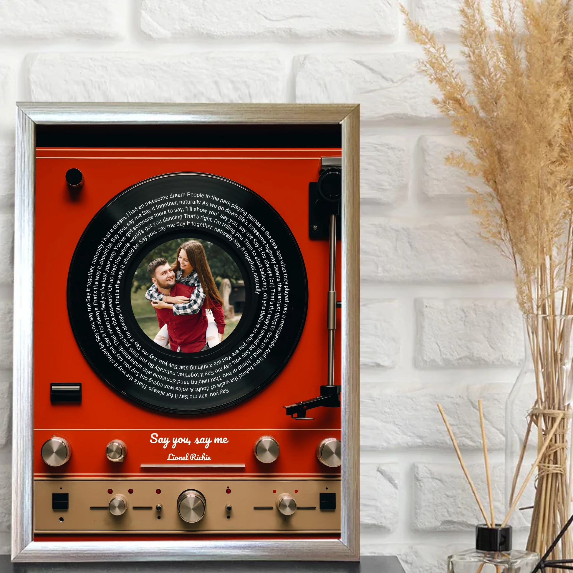 1-egyedi-ajandekok-frame-mockup-ezust