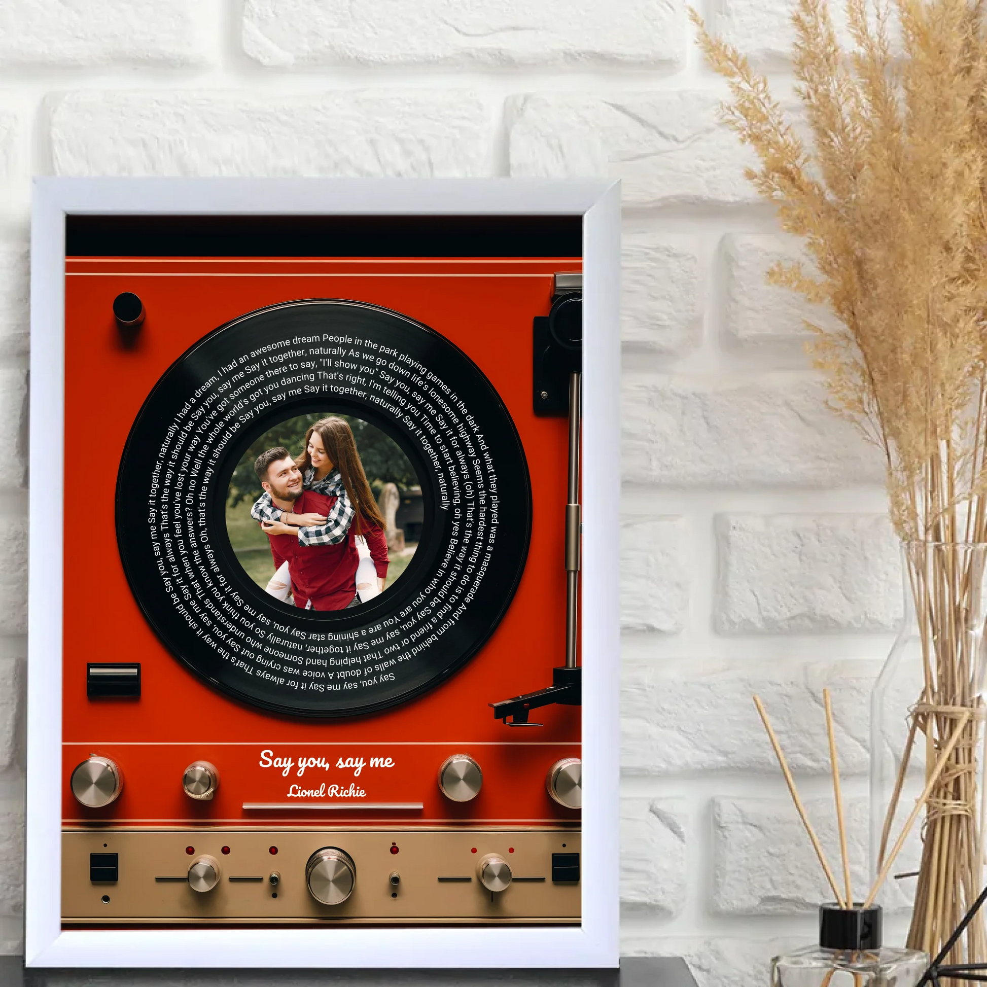 1-egyedi-ajandekok-frame-mockup-feher