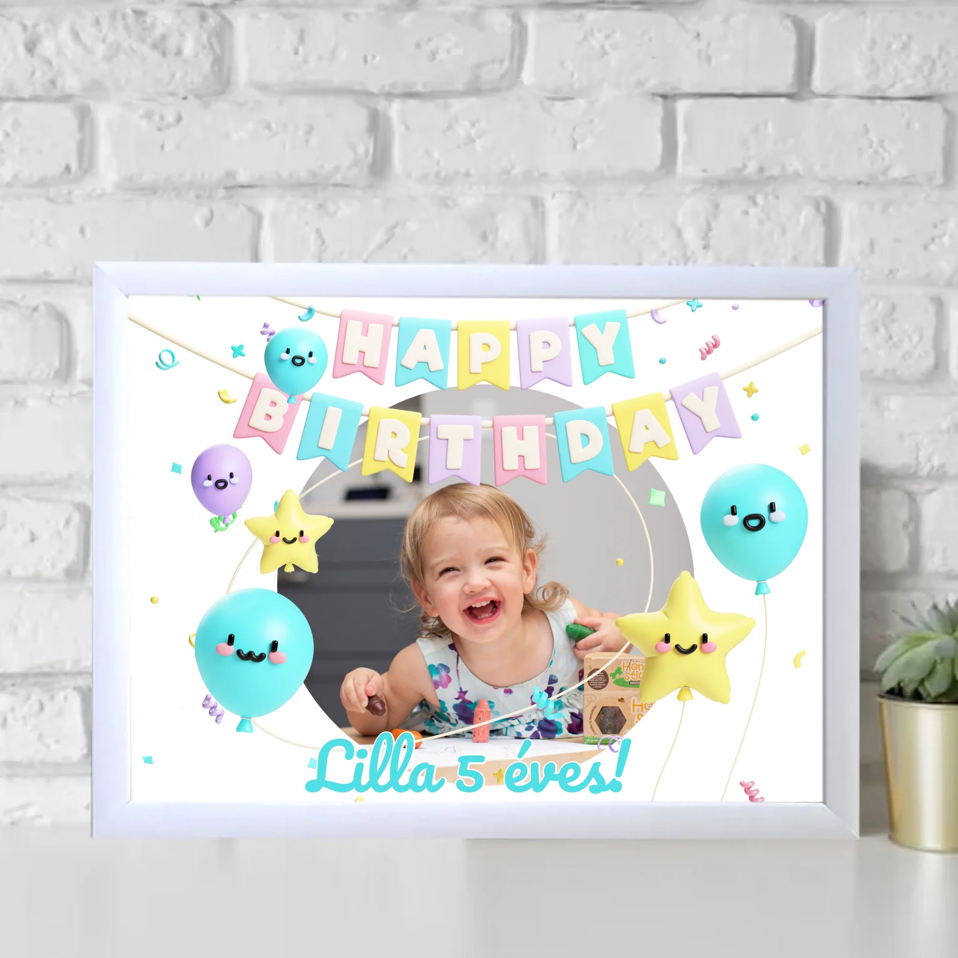 feher-egyedi-ajandekok-frame-mockup-1