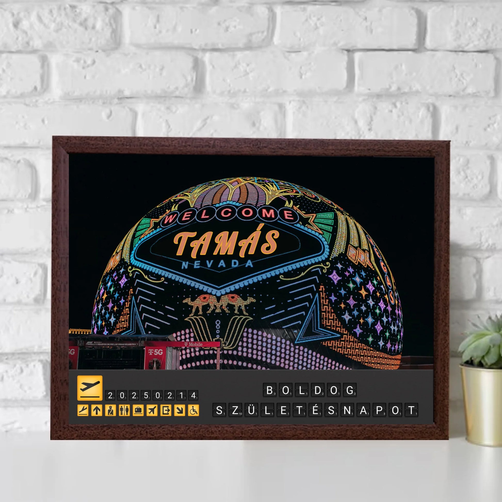 bukk-egyedi-ajandekok-frame-mockup-1
