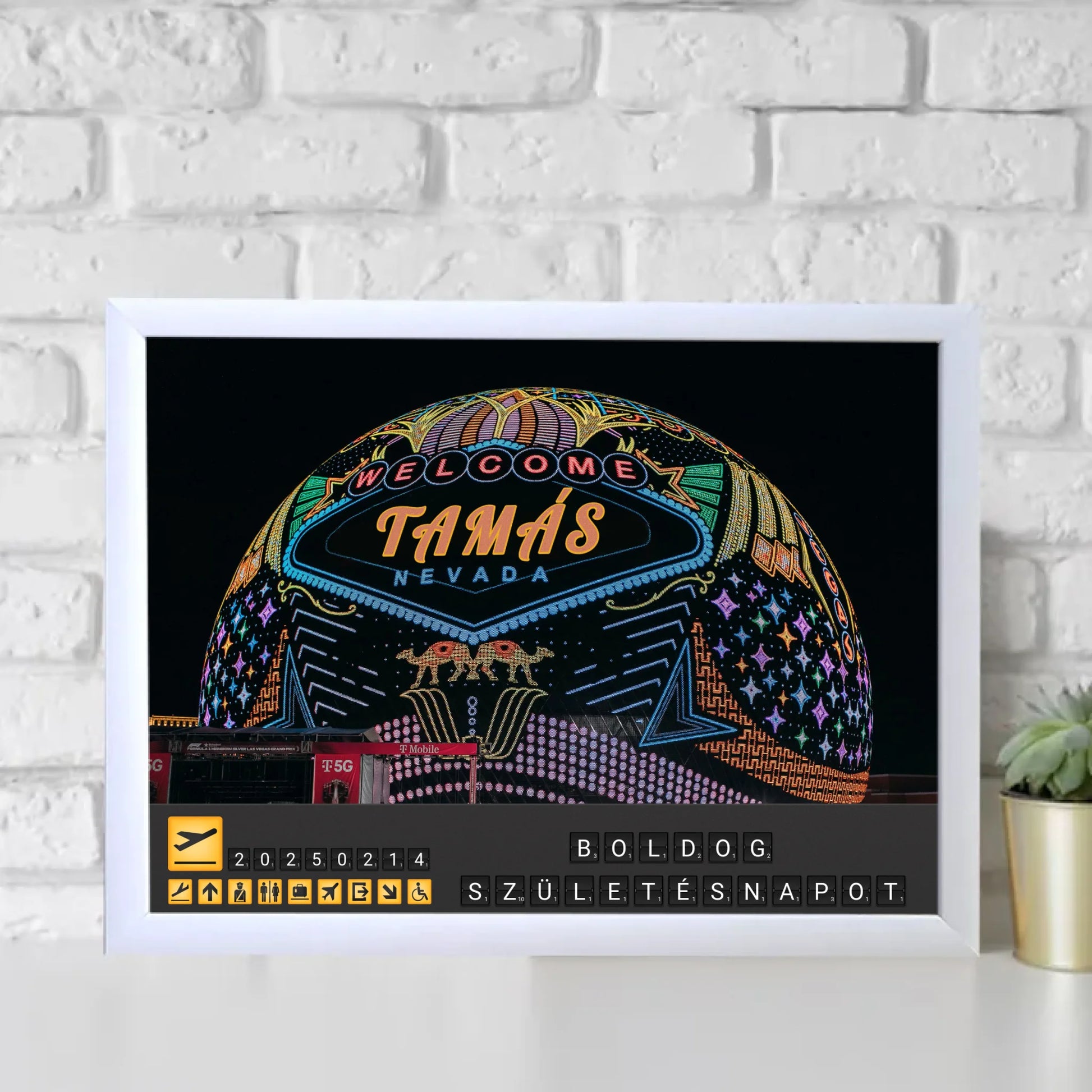 feher-egyedi-ajandekok-frame-mockup-1