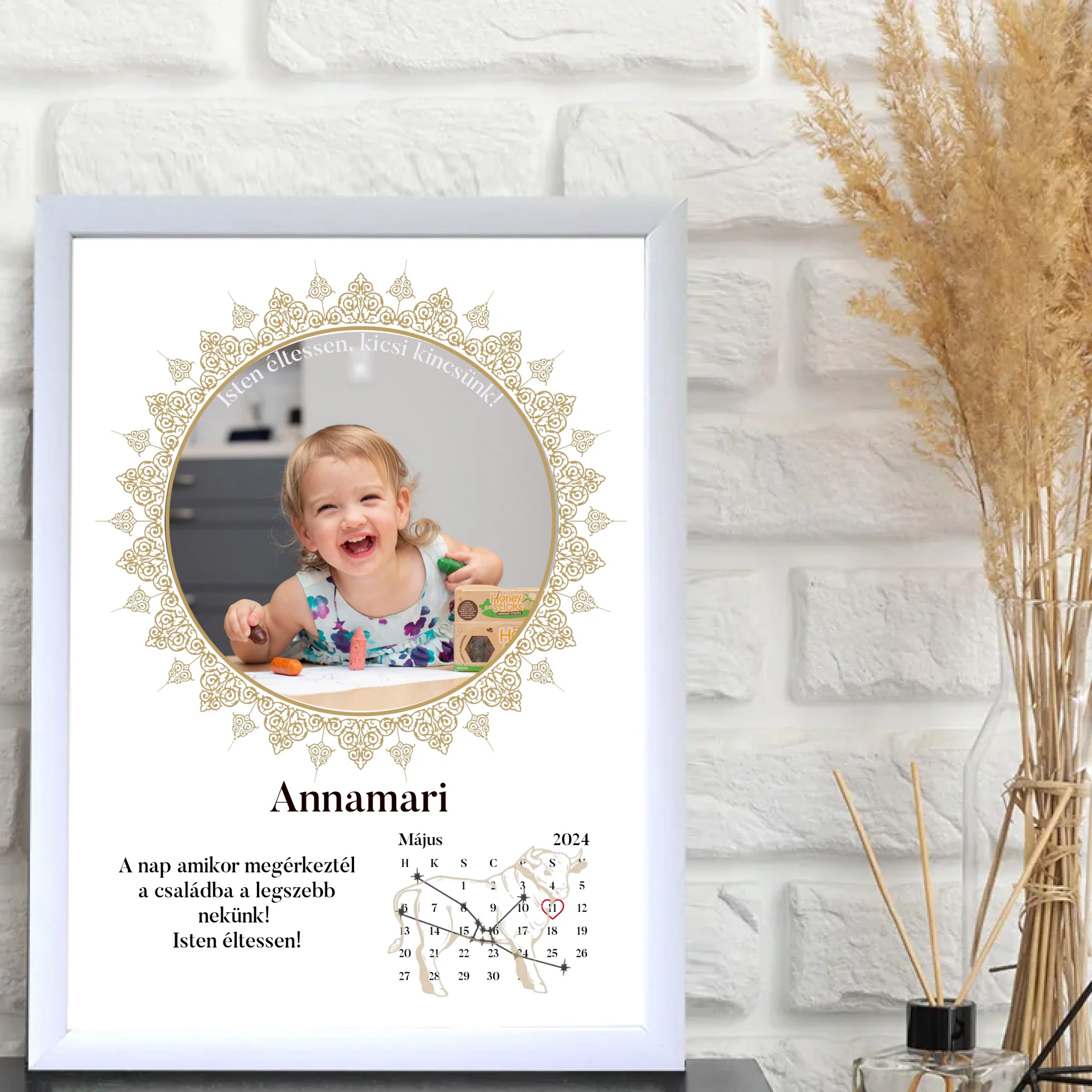 1-egyedi-ajandekok-frame-mockup-feher