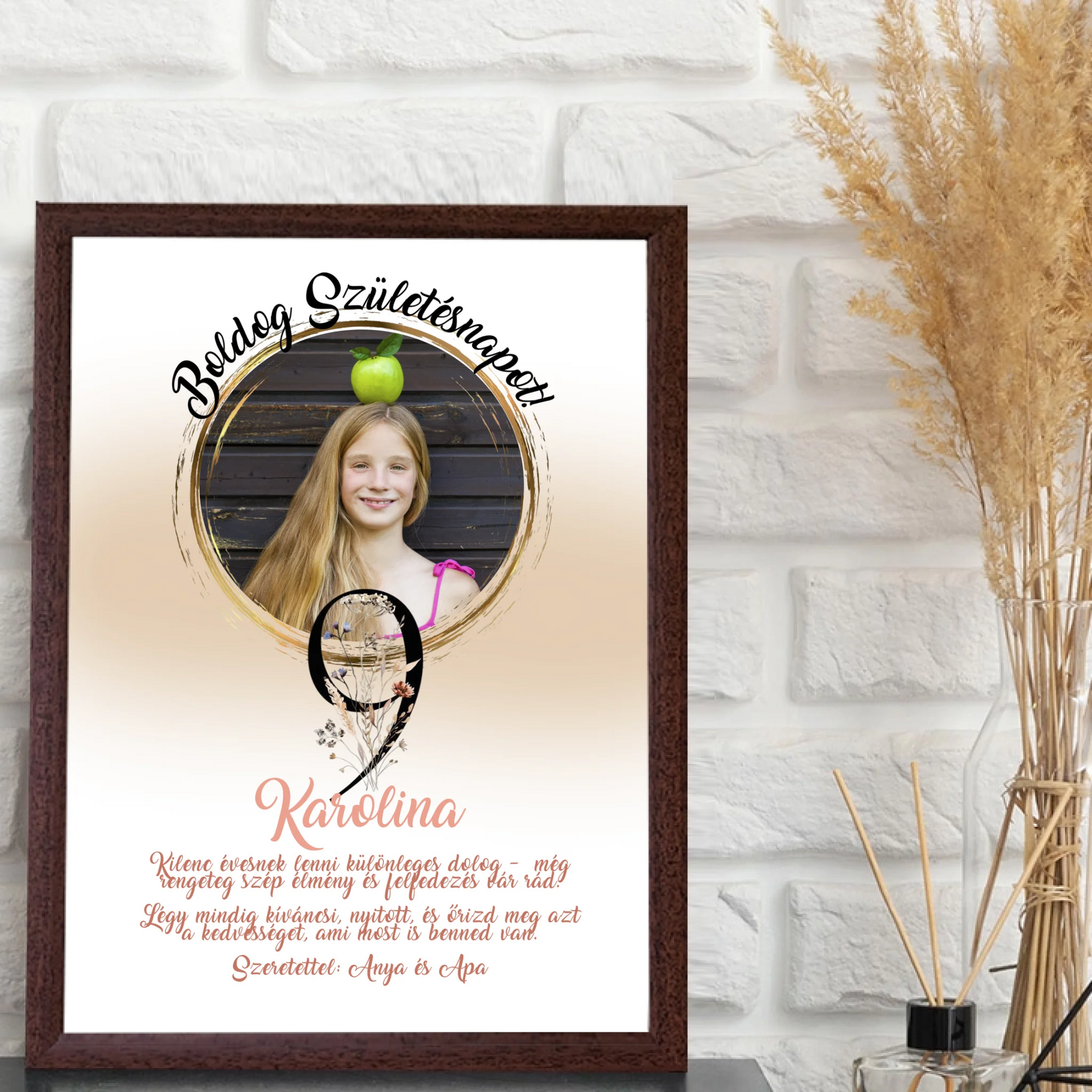 1-egyedi-ajandekok-frame-mockup-bukk