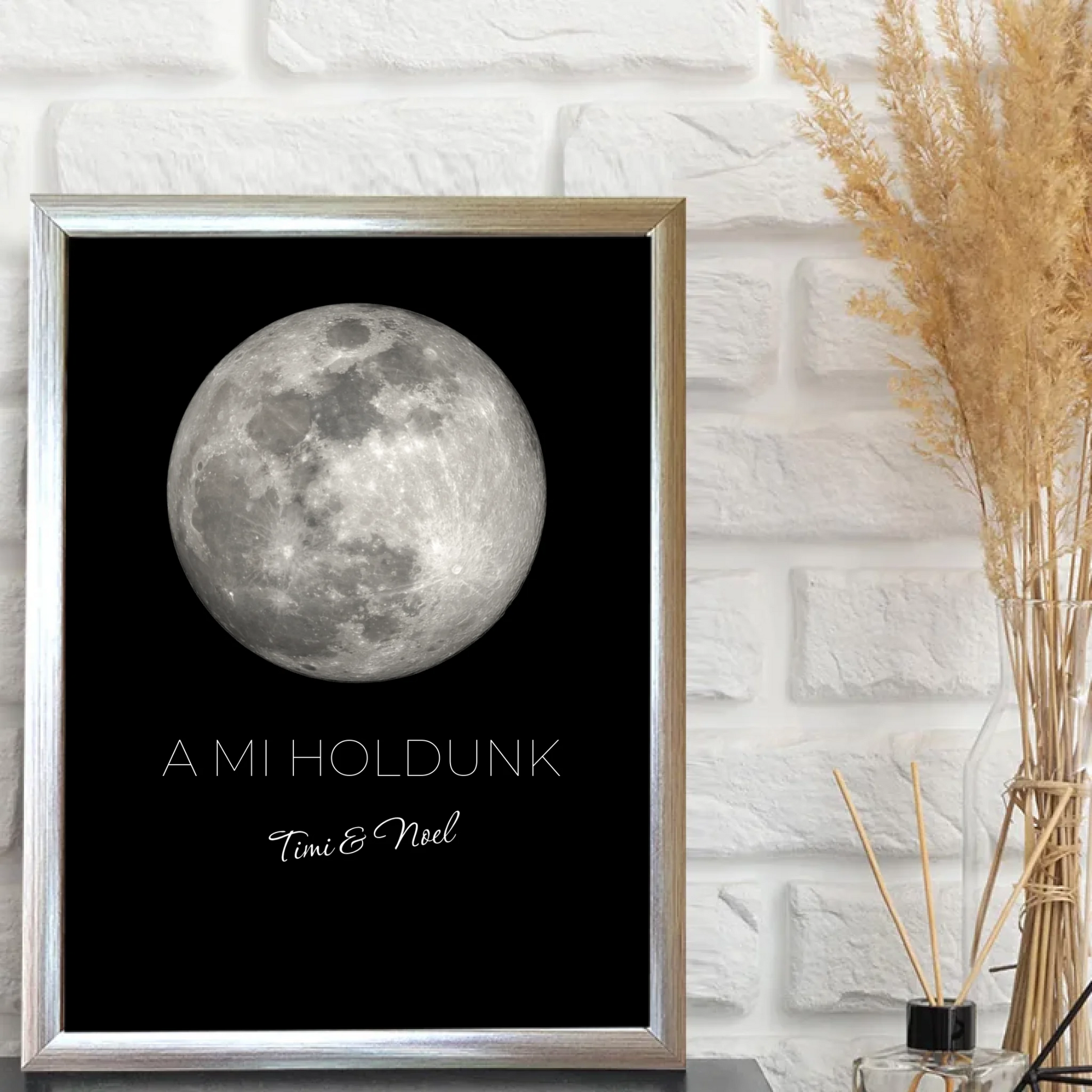 1-egyedi-ajandekok-frame-mockup-ezust