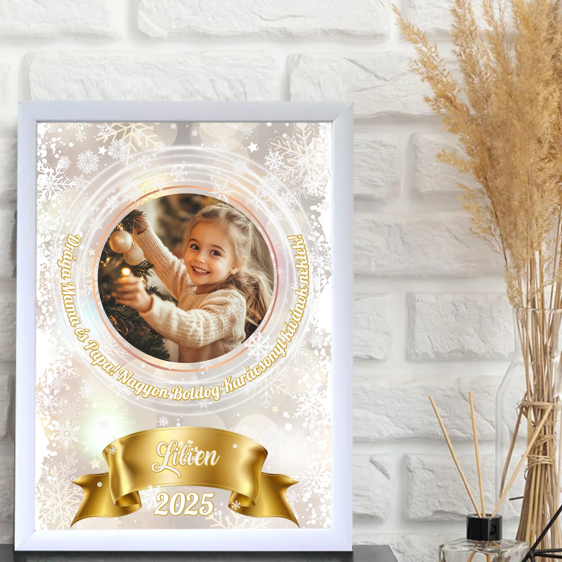 1-egyedi-ajandekok-frame-mockup-feher