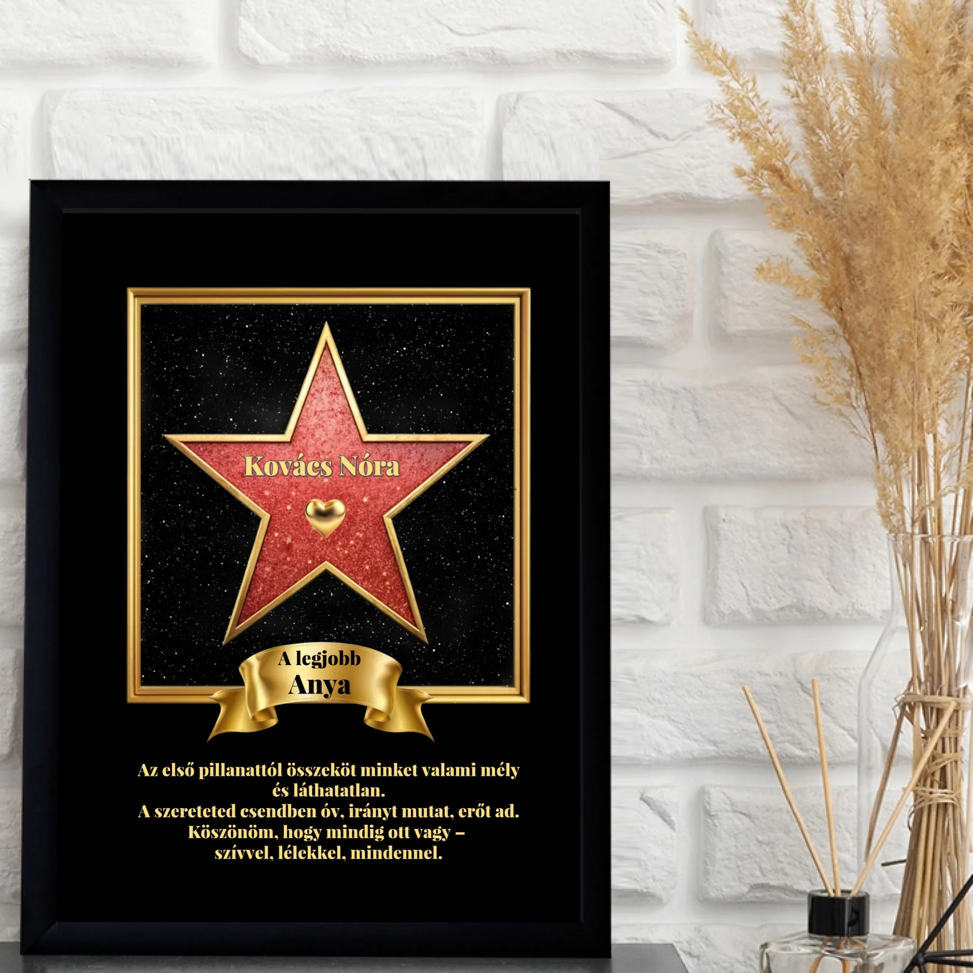 1-egyedi-ajandekok-frame-mockup-fekete