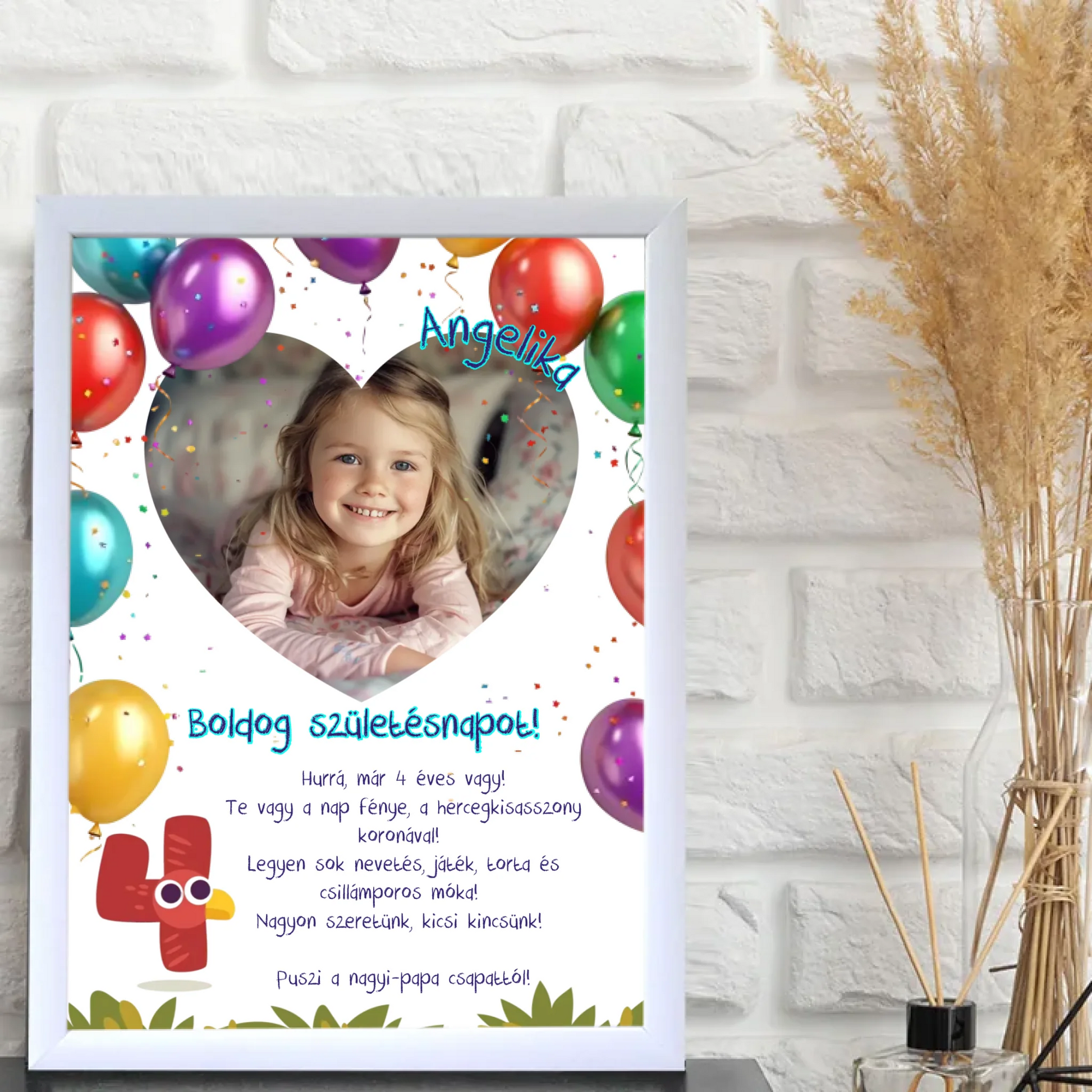 1-egyedi-ajandekok-frame-mockup-feher