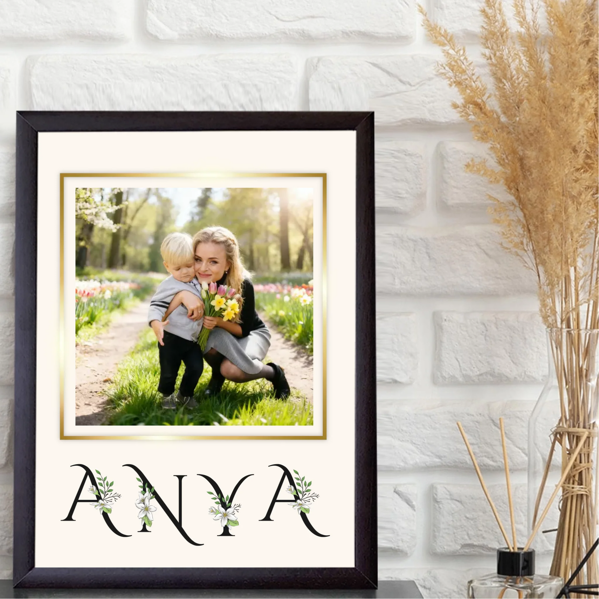 1-egyedi-ajandekok-frame-mockup-1-wenge