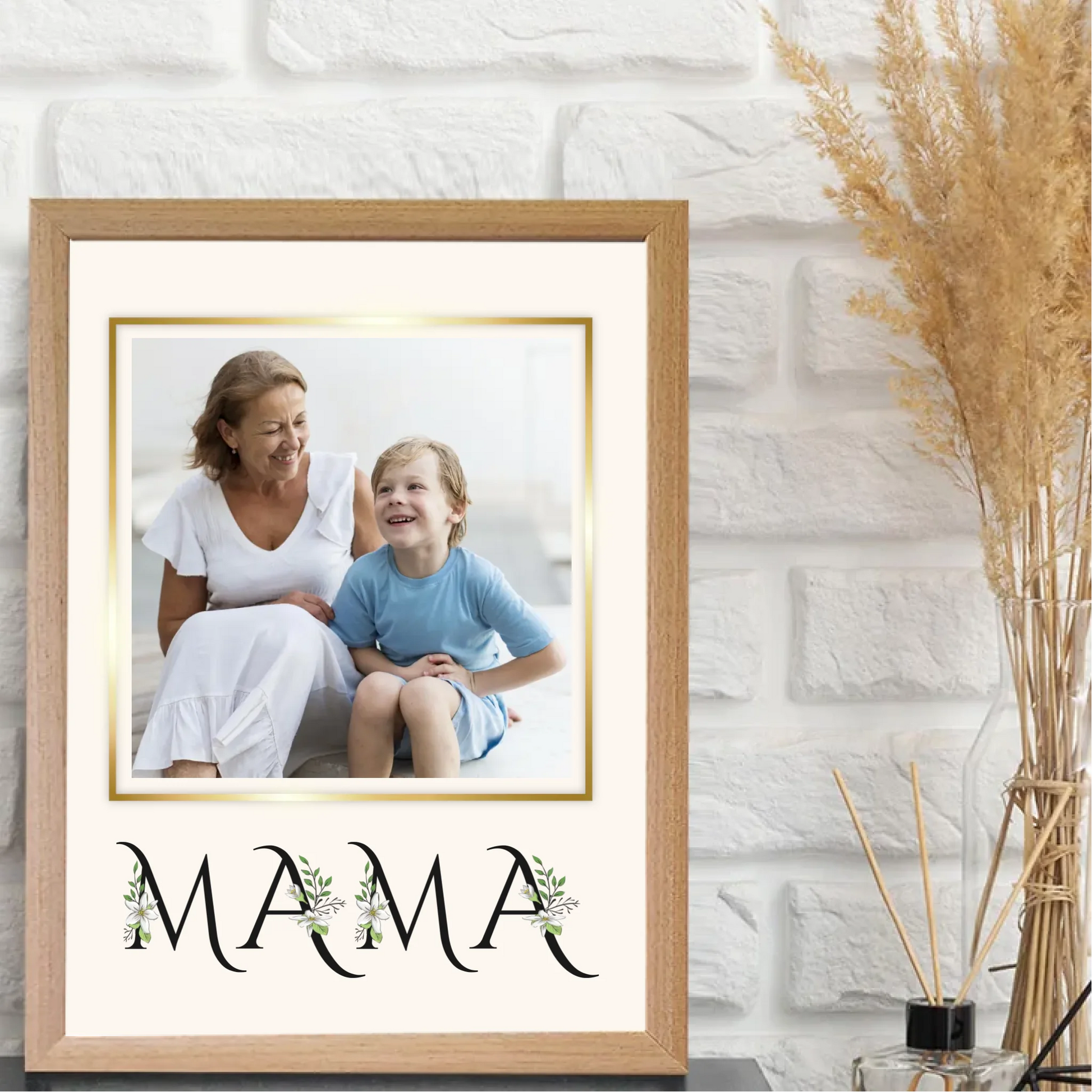 1-egyedi-ajandekok-frame-mockup-natur