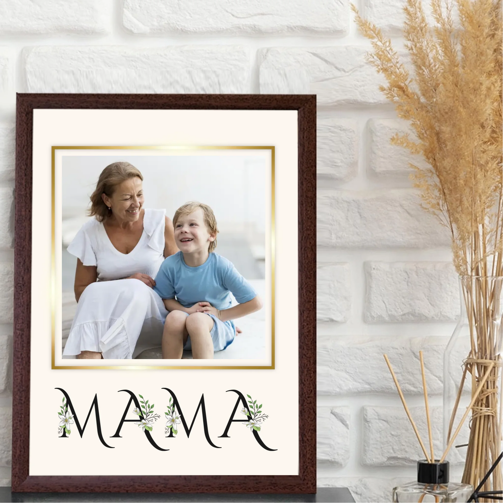 1-egyedi-ajandekok-frame-mockup-bukk