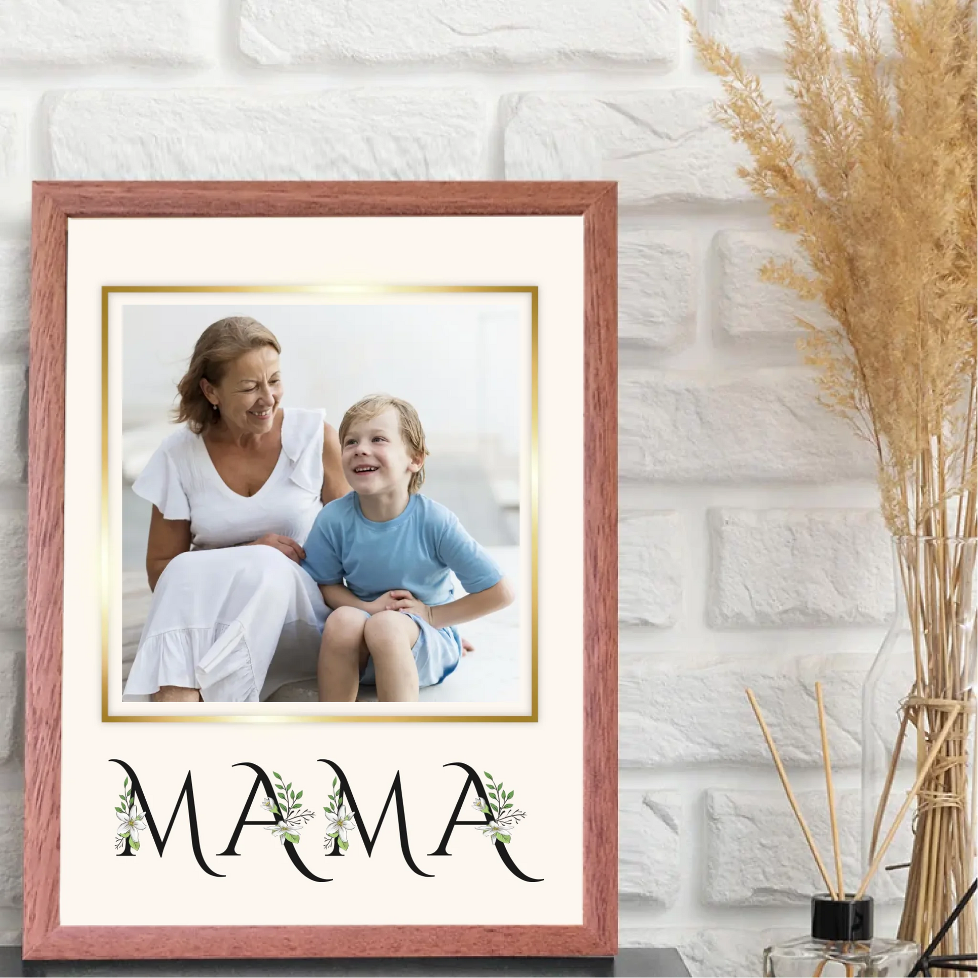 1-egyedi-ajandekok-frame-mockup-dio
