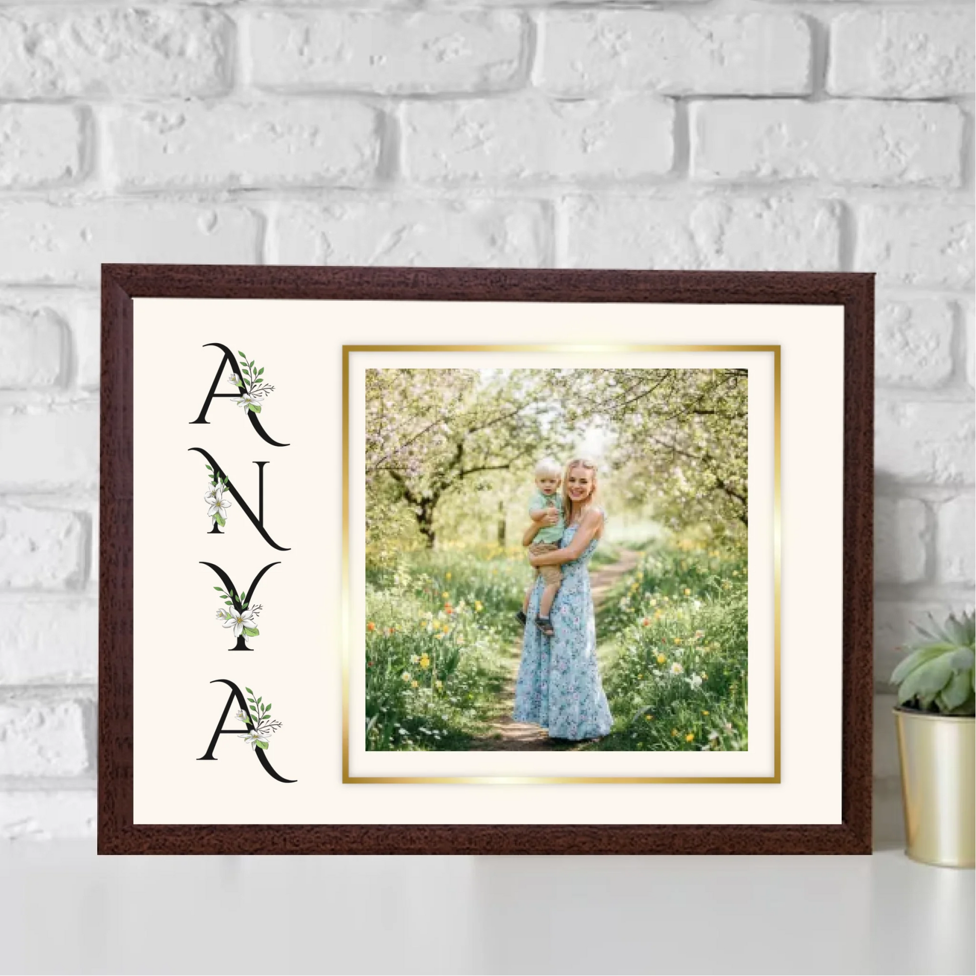 bukk-egyedi-ajandekok-frame-mockup-1