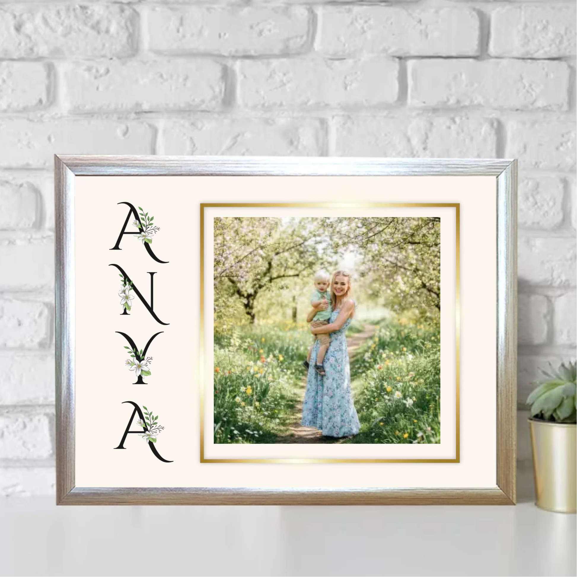 ezust-egyedi-ajandekok-frame-mockup-1