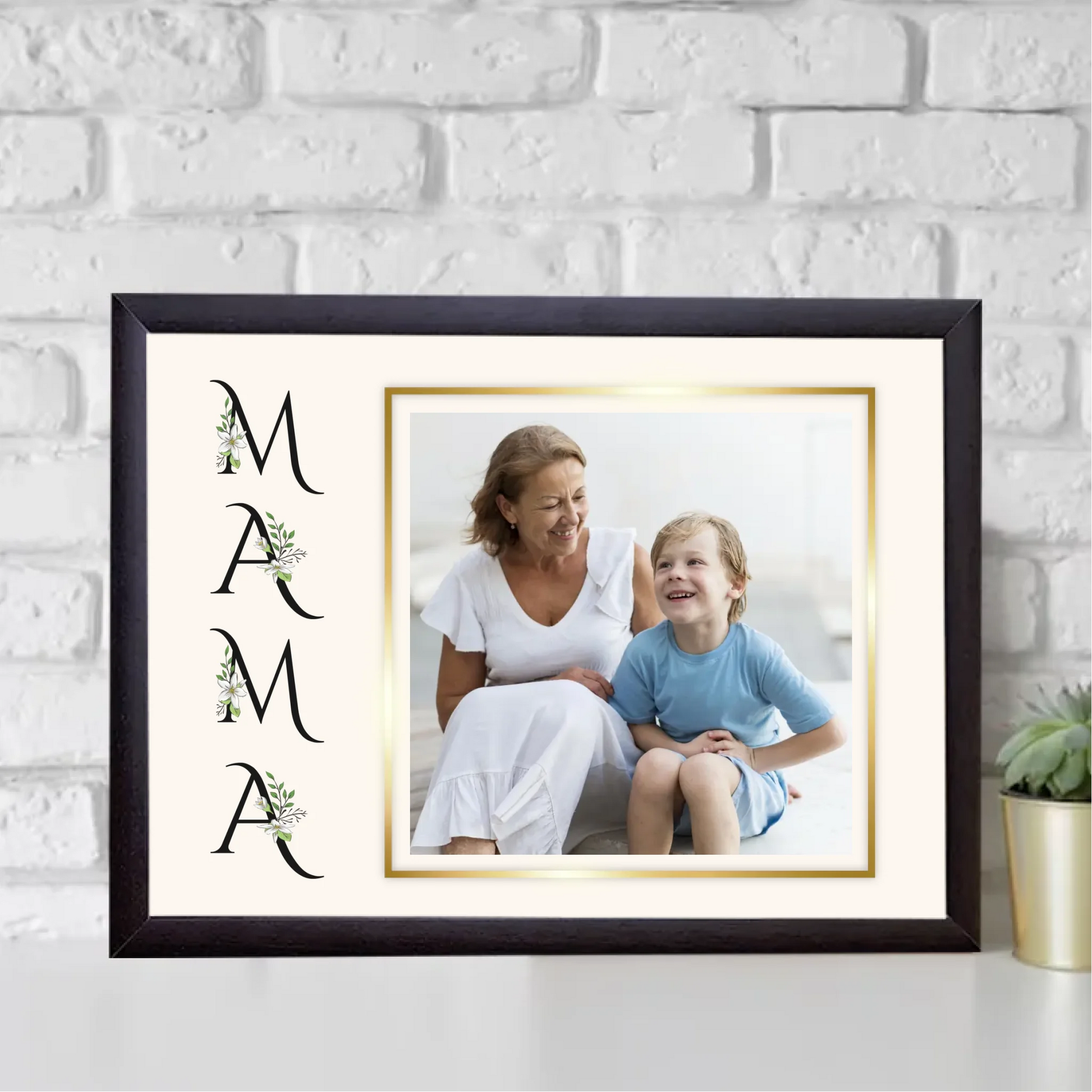 wenge-egyedi-ajandekok-frame-mockup-1