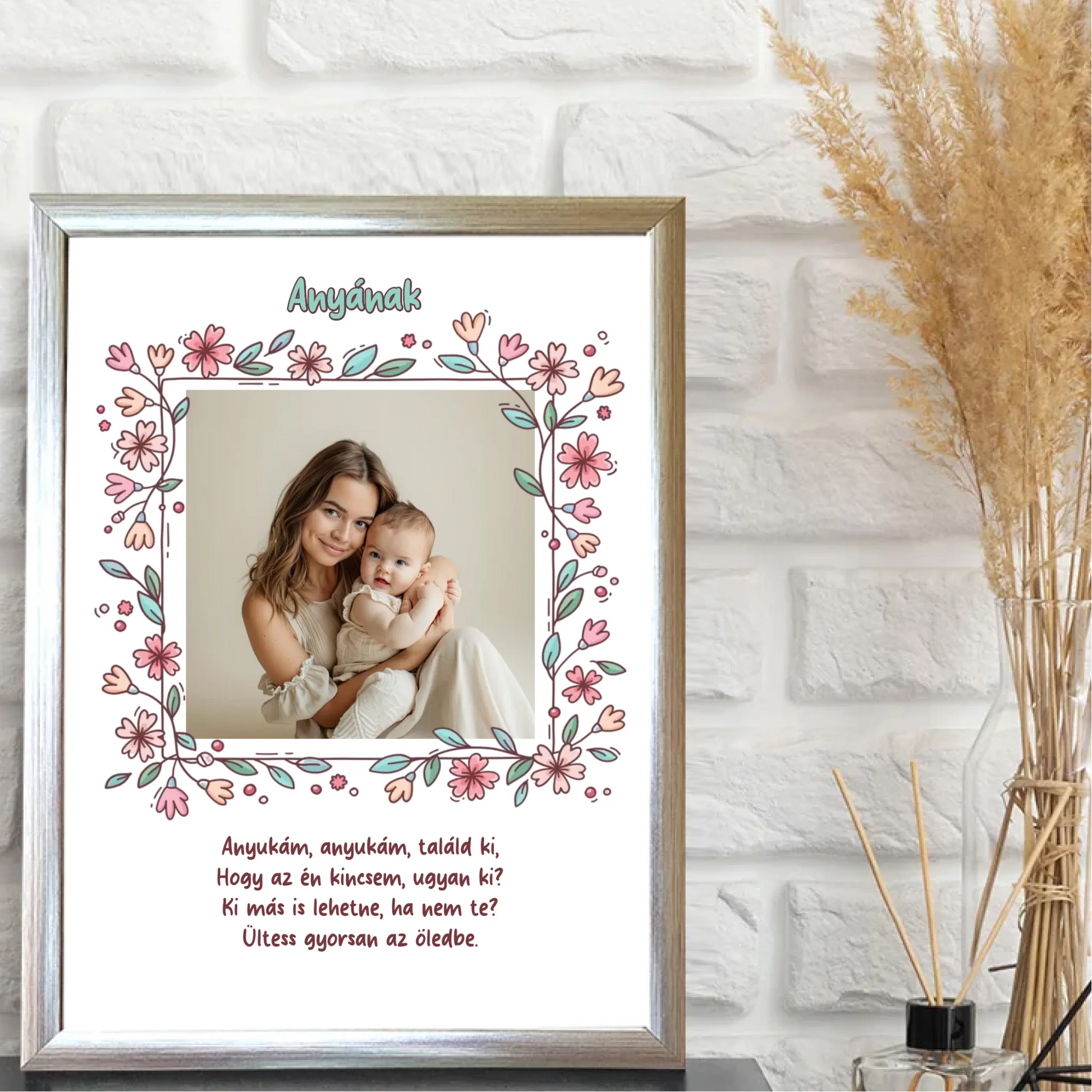 1-egyedi-ajandekok-frame-mockup-ezust