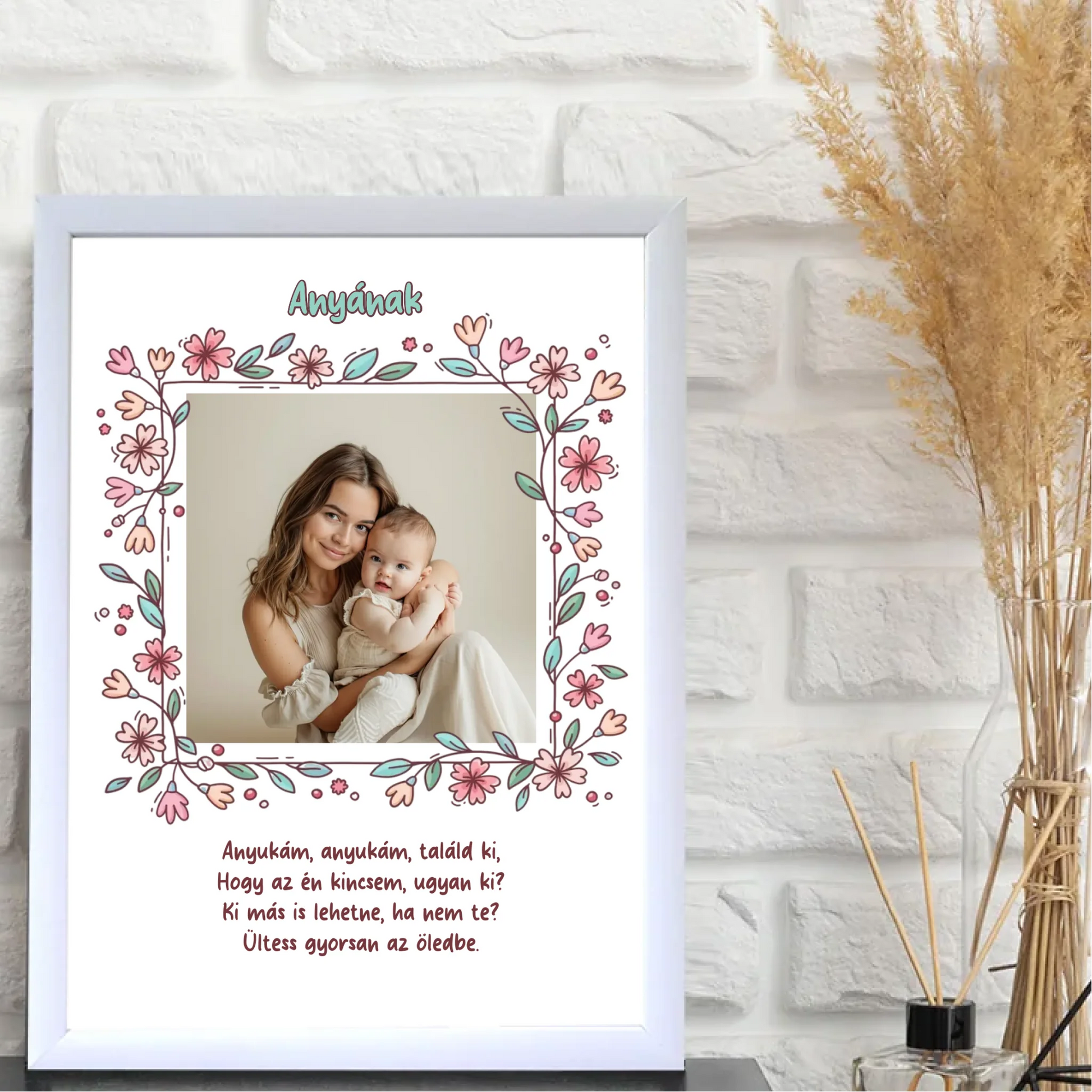 1-egyedi-ajandekok-frame-mockup-feher