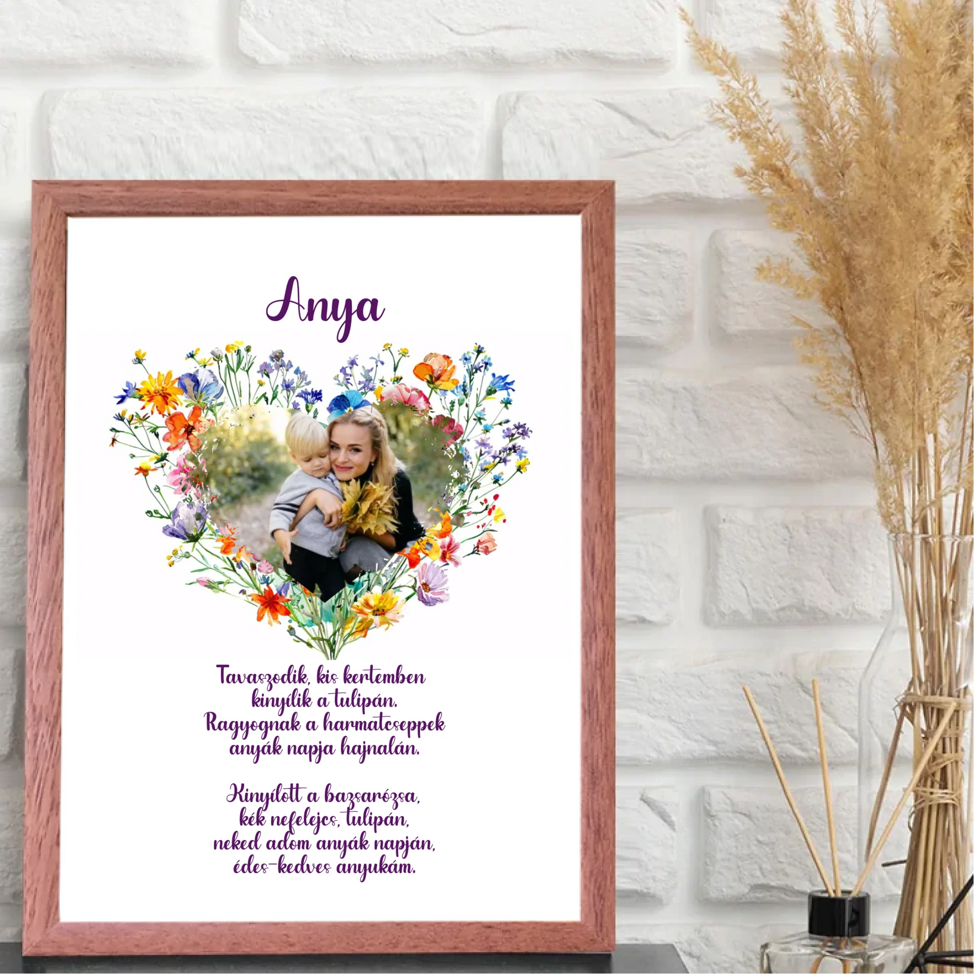 1-egyedi-ajandekok-frame-mockup-dio