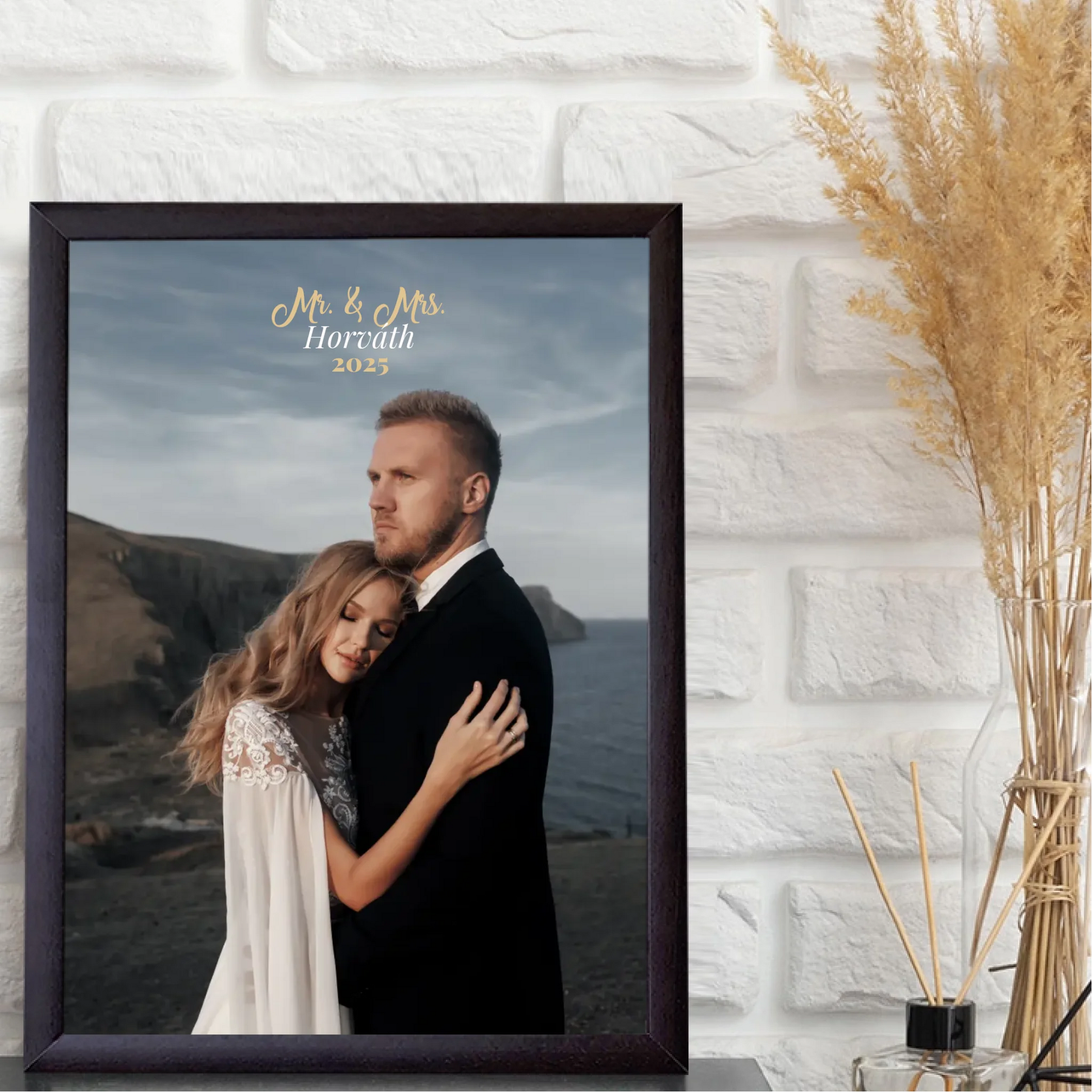 1-egyedi-ajandekok-frame-mockup-1-wenge