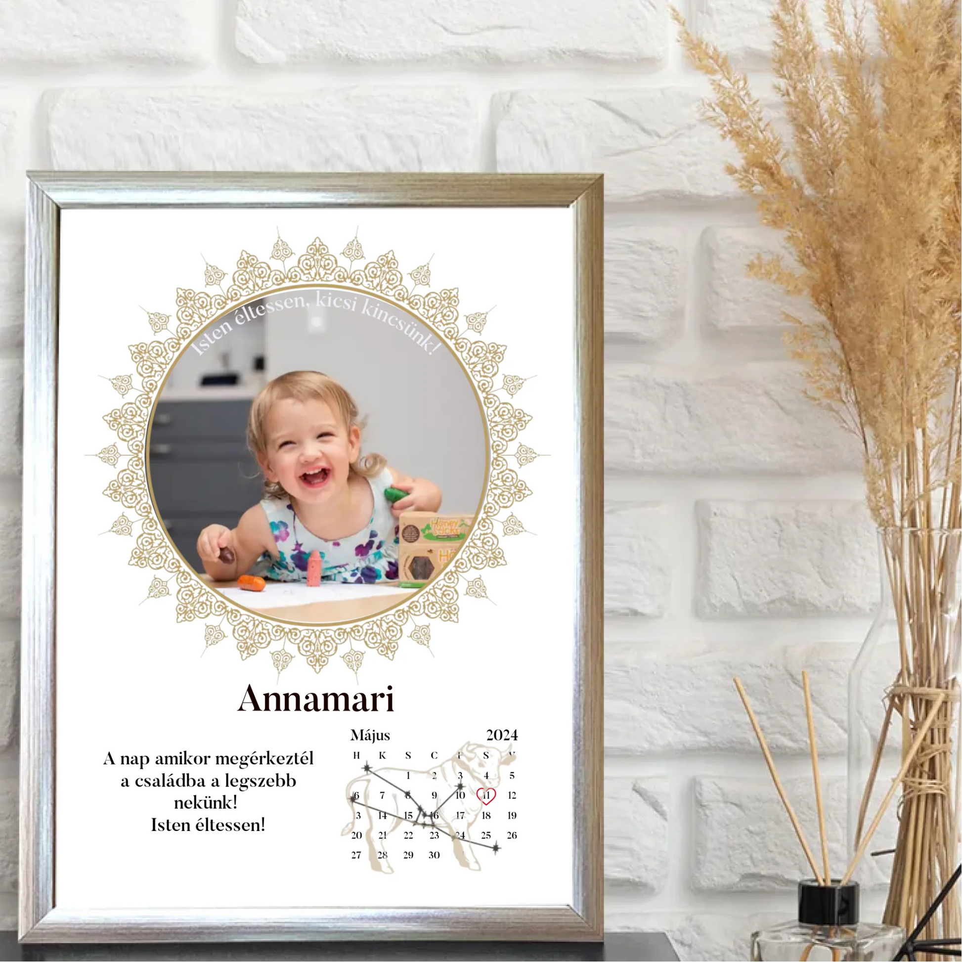 1-egyedi-ajandekok-frame-mockup-ezust