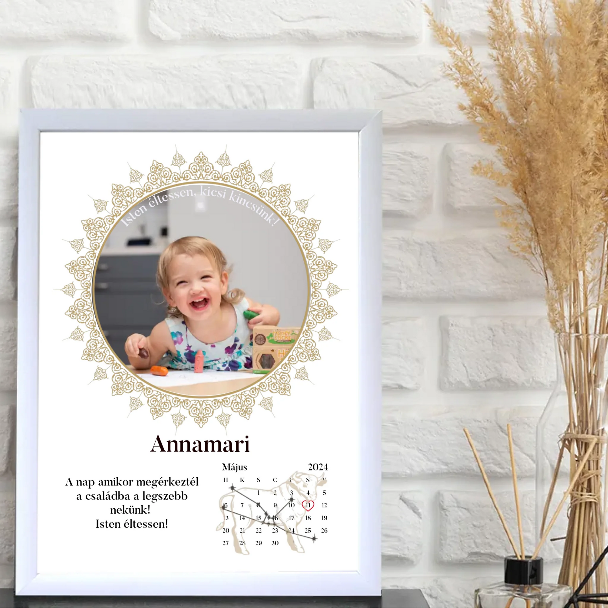 1-egyedi-ajandekok-frame-mockup-feher