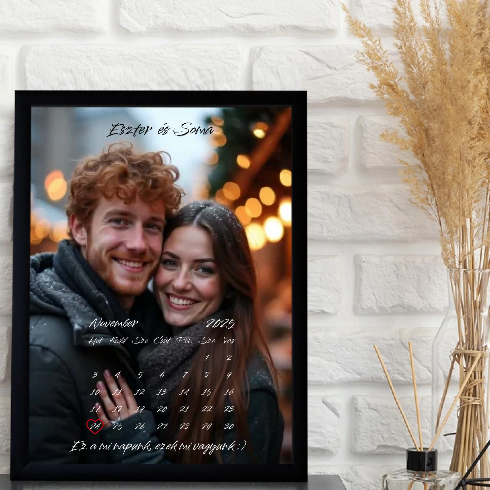 1-egyedi-ajandekok-frame-mockup-fekete
